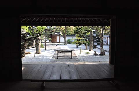 恵林寺方丈から望む方丈庭園画像